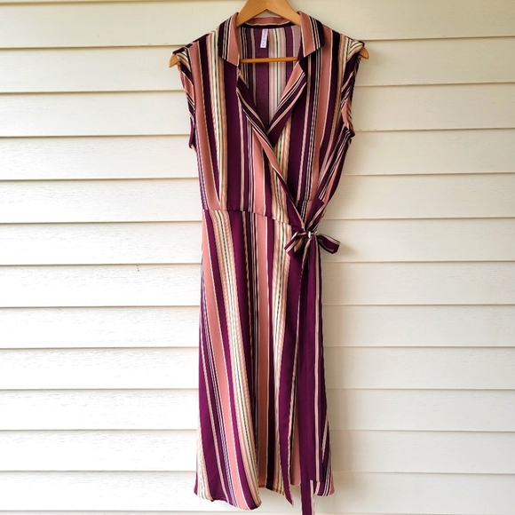 Xhilaration Dresses & Skirts - Casual Wraparound Striped Sleeveless Dress Size: M